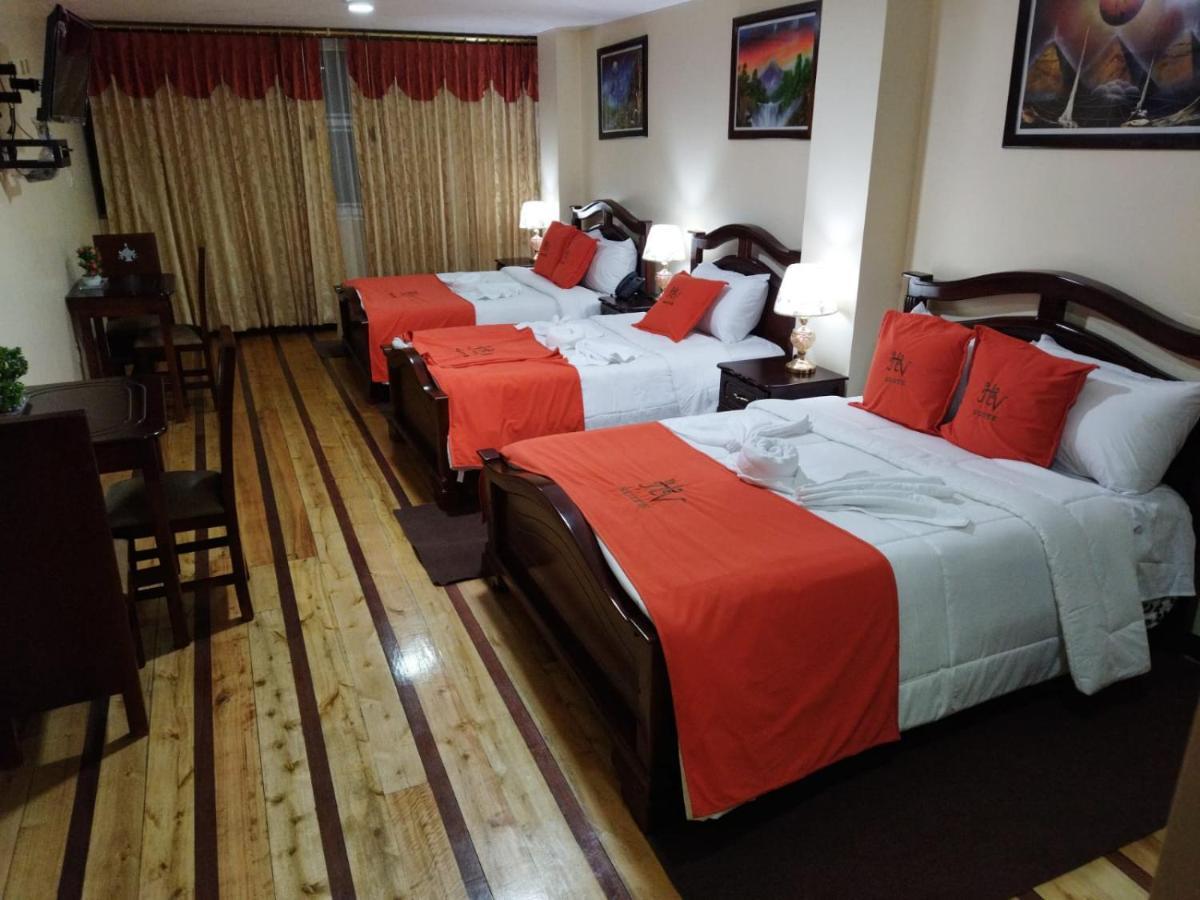 Hotel Velanez Suite Риобамба Экстерьер фото
