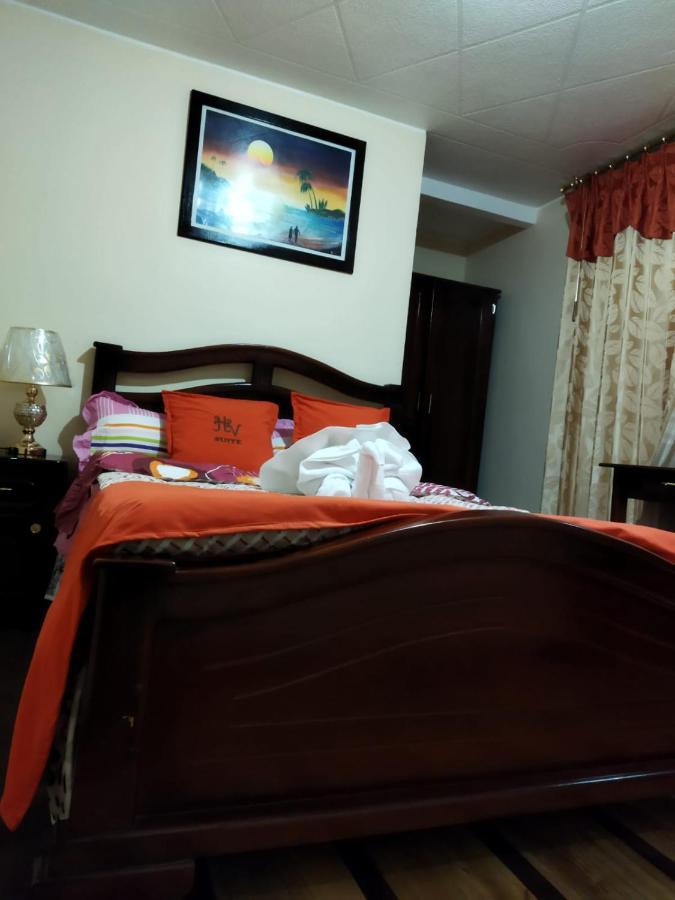 Hotel Velanez Suite Риобамба Экстерьер фото