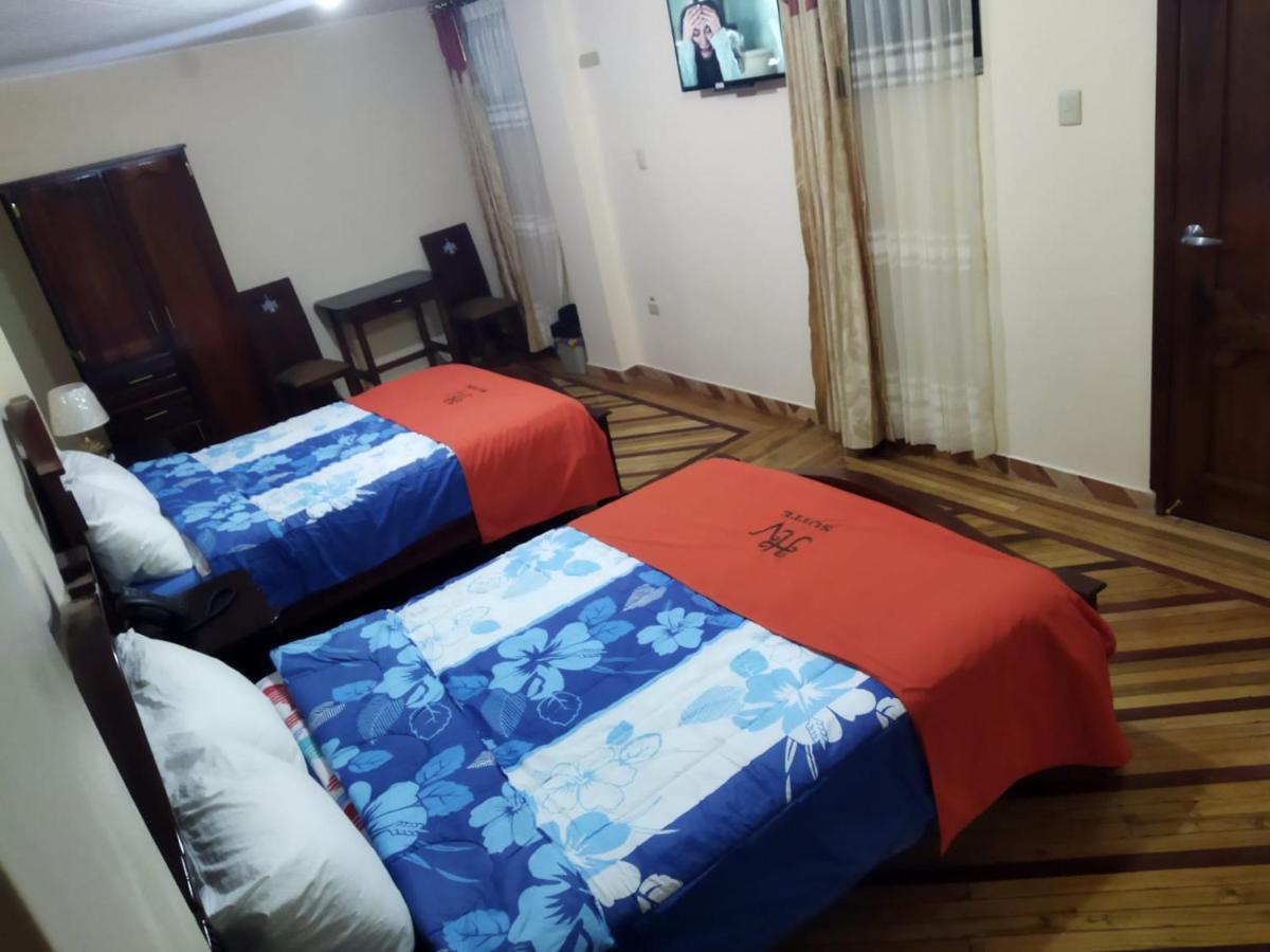 Hotel Velanez Suite Риобамба Экстерьер фото